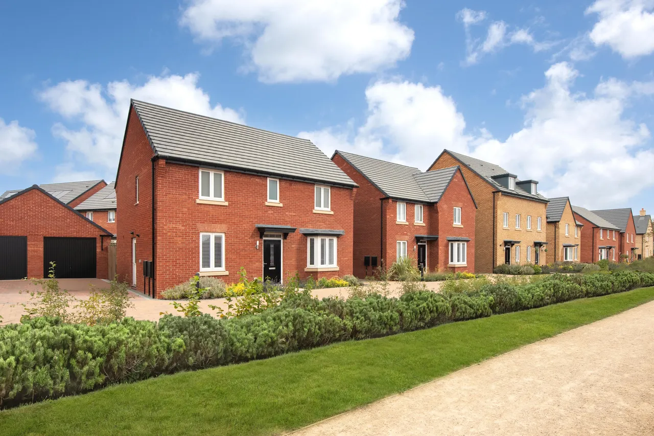 David Wilson Homes at Priors Hall Park, photo 5
