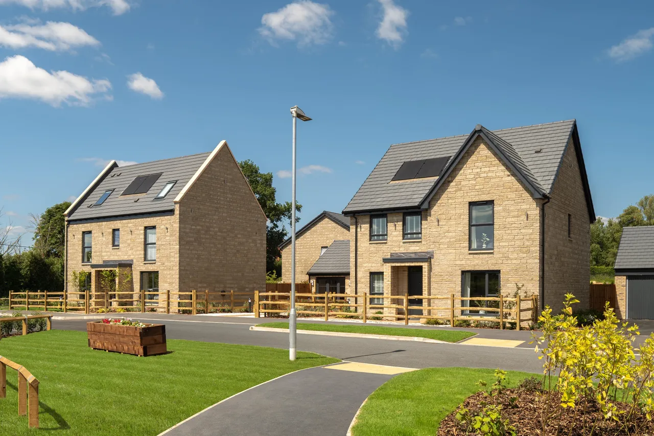 Honeymans Helm, Highworth: new homes by David Wilson Homes