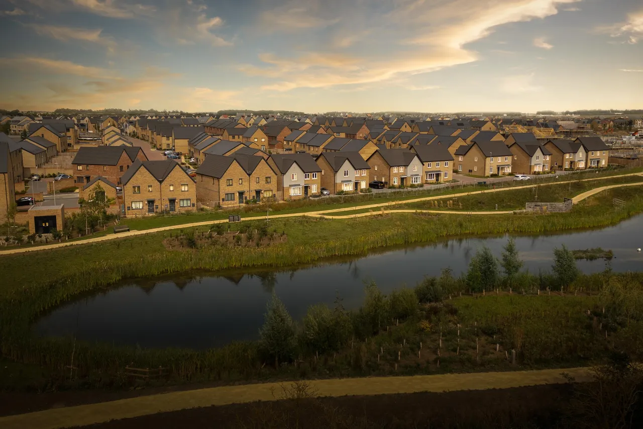 Wintringham, St Neots: new homes by David Wilson Homes