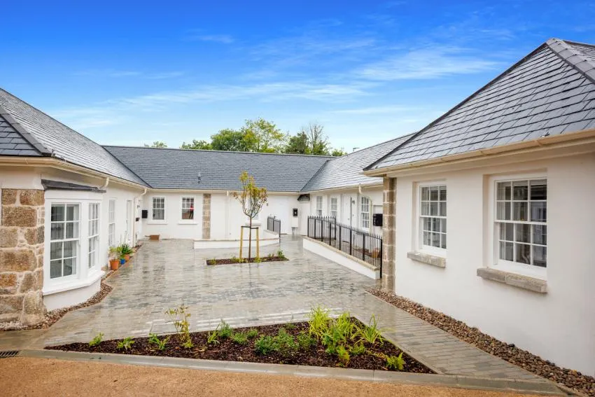 Porthgwari, Penzance: new homes by Linden Homes