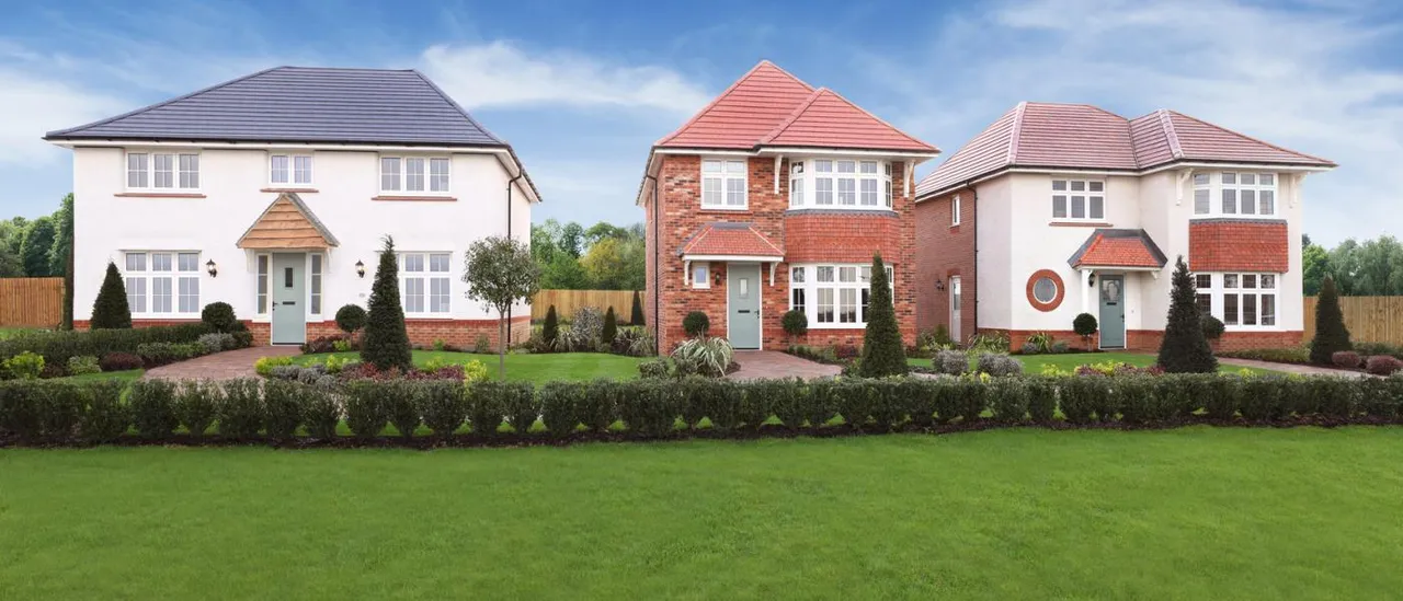 New Fields, Chichester: new homes by Redrow Homes