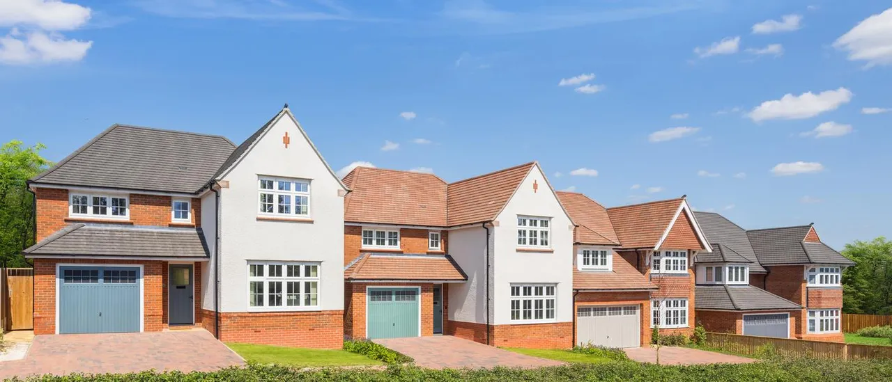 Royal Gardens at Kensington Gate, Worcester: new homes by Redrow Homes