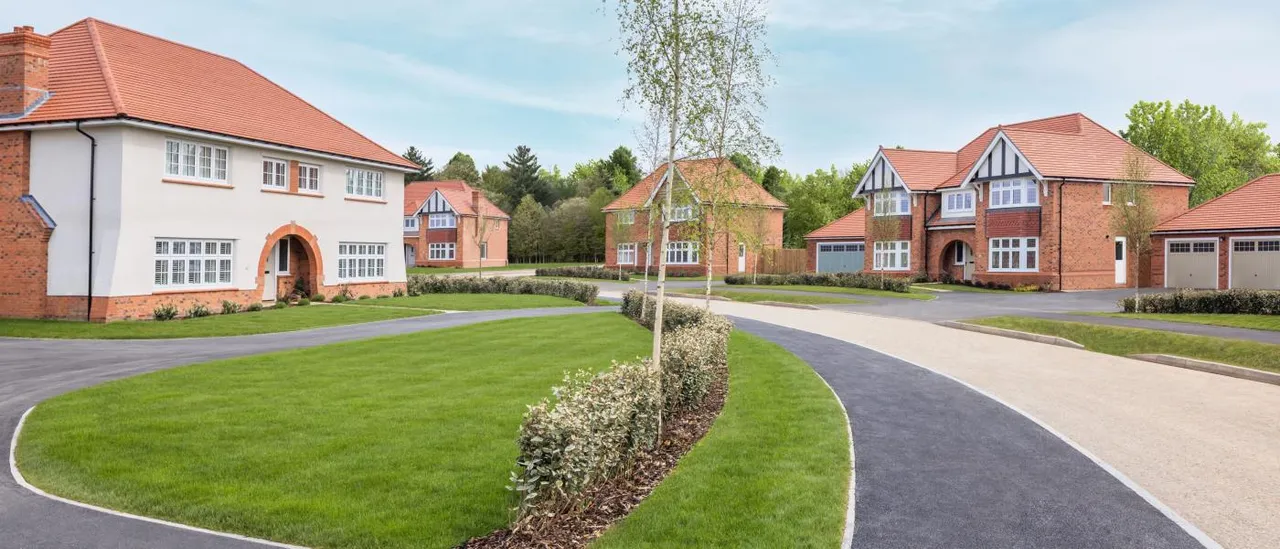 The Nook, Etwall: new homes by Redrow Homes
