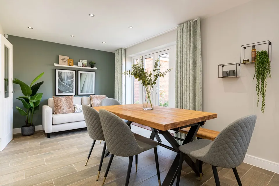 Lark Grange, photo 15