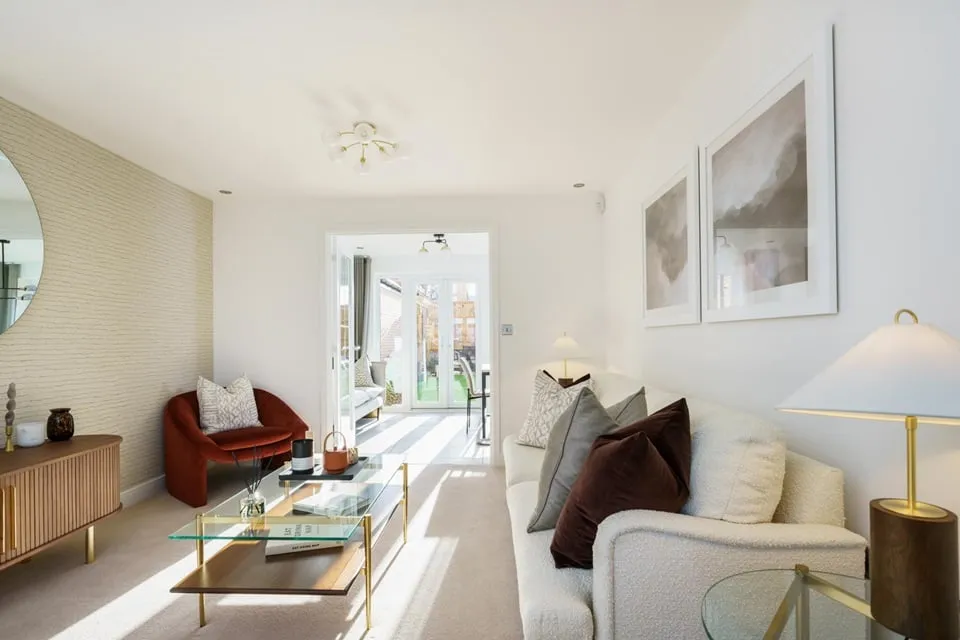 Lark Grange, photo 12