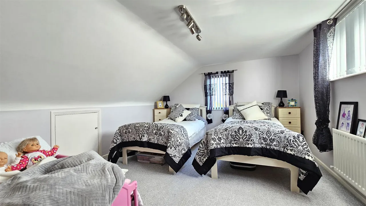 Rose Gardens, Carrickfergus, BT38, photo 24