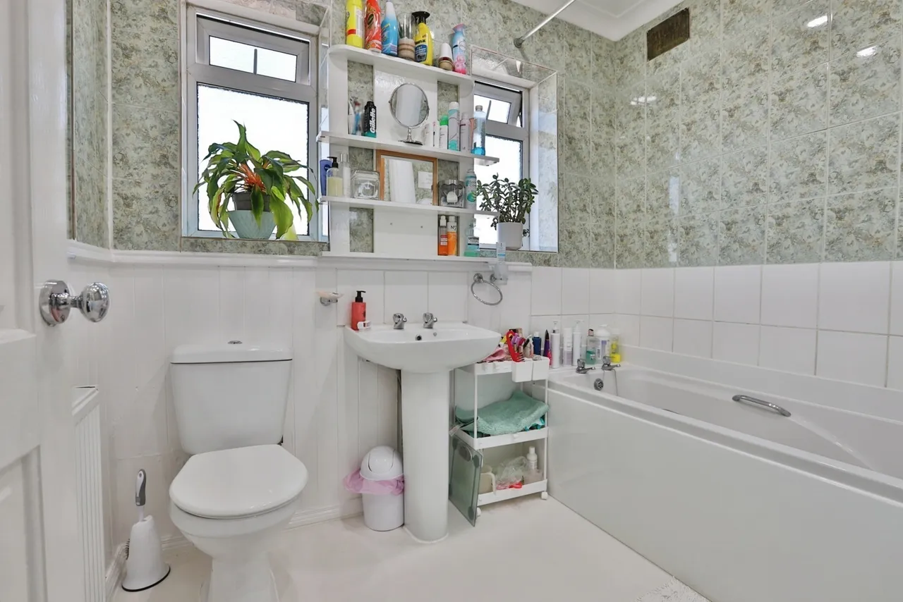 Bradpole Road, Strouden Park, BH8, photo 18