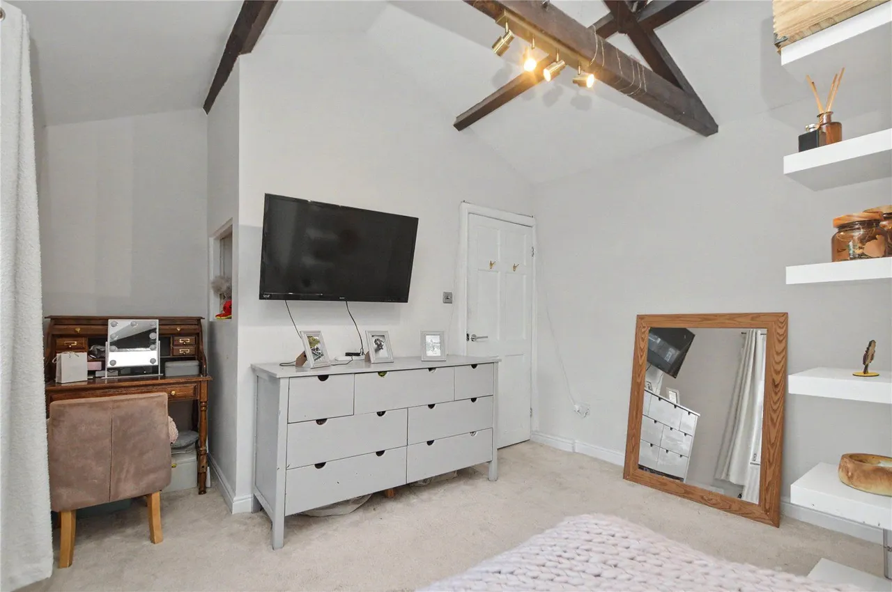 Wood Lane, Rothwell, LS26, photo 6