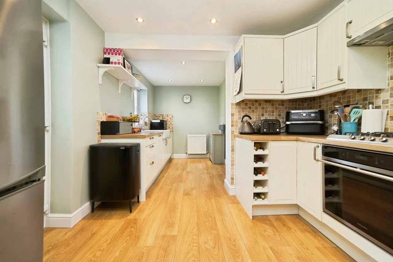 Fearnville Mount, Leeds, LS8, photo 3