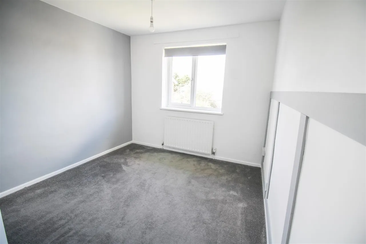 Cloverfield, Harlow, CM18, photo 8