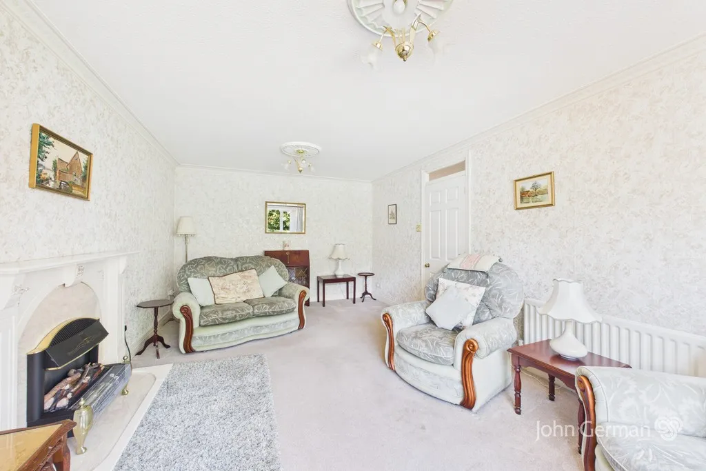 Tamworth Road, Lichfield, photo 3