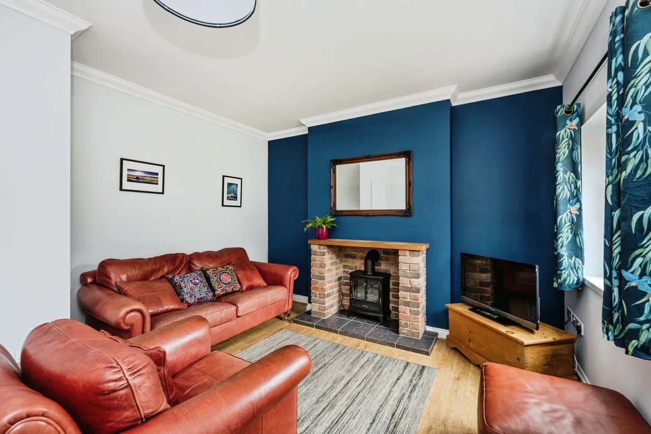 Kings Road, Llandybie, SA18, photo 12