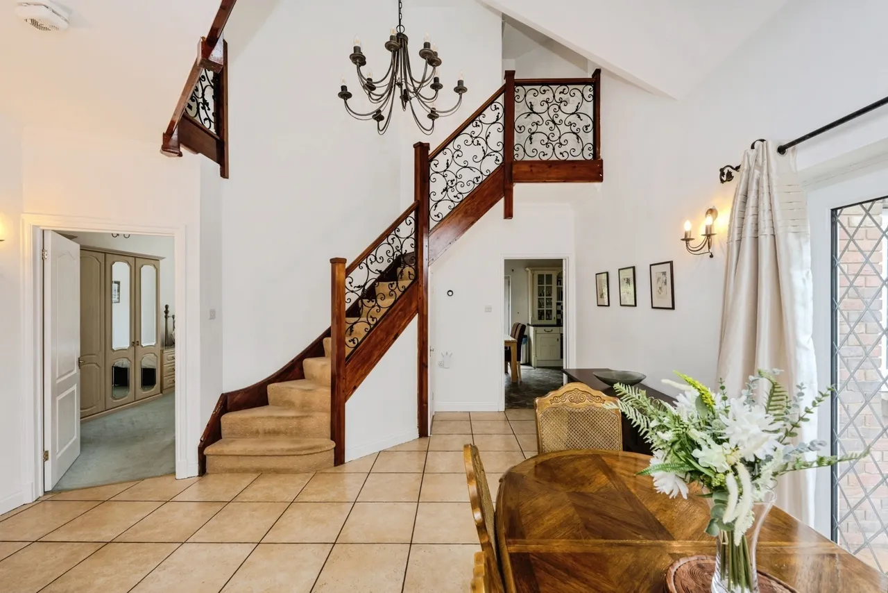 Kings Road, Llandybie, SA18, photo 4