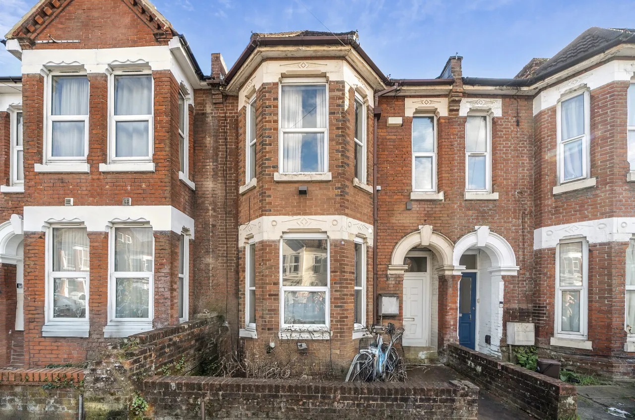 2 bed flat for sale, Wilton Avenue, Polygon, SO15