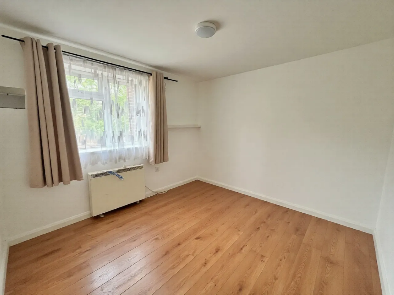 Horsenden Lane North, Greenford, UB6, photo 4