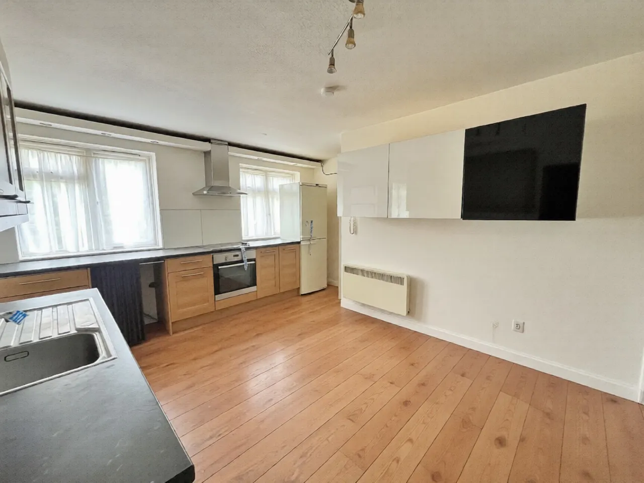 Horsenden Lane North, Greenford, UB6, photo 8