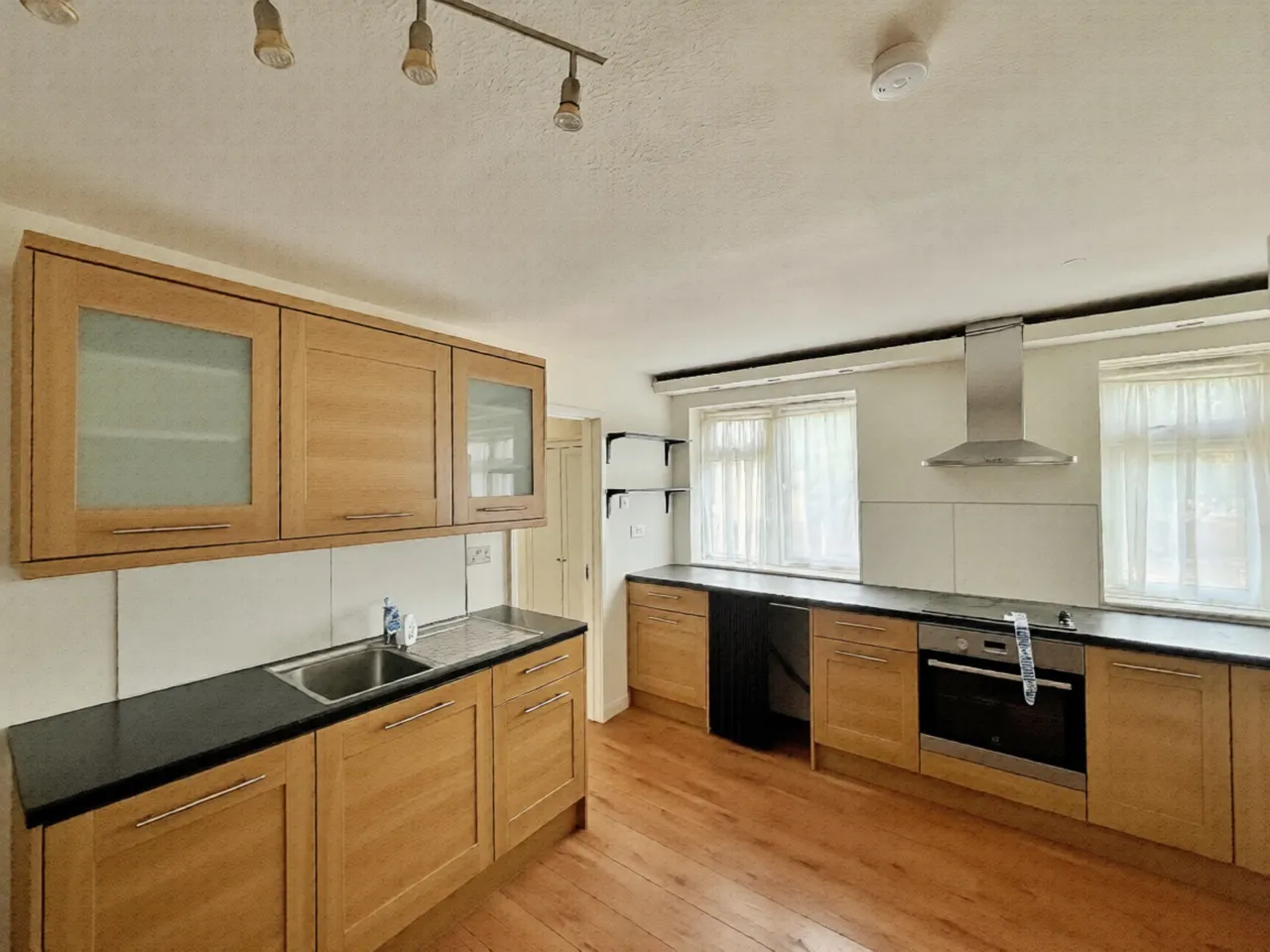 Horsenden Lane North, Greenford, UB6, photo 6