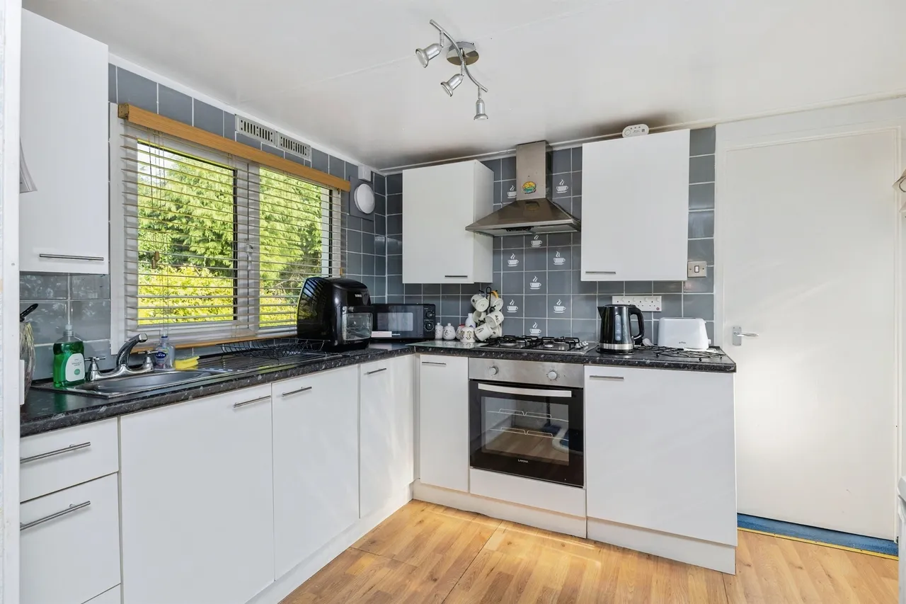 Totnes Road, Paignton, TQ4, photo 2