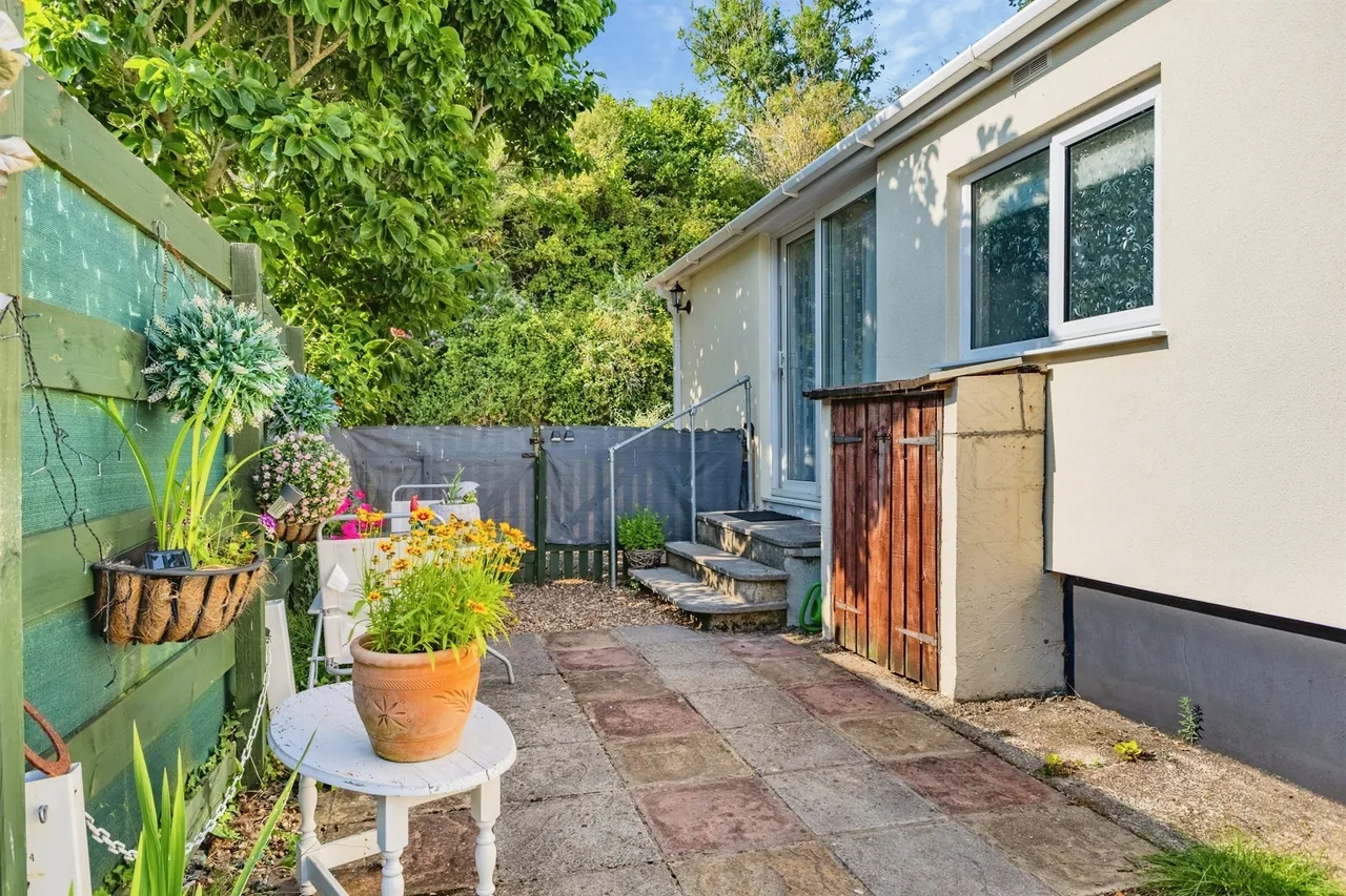 Totnes Road, Paignton, TQ4, photo 11