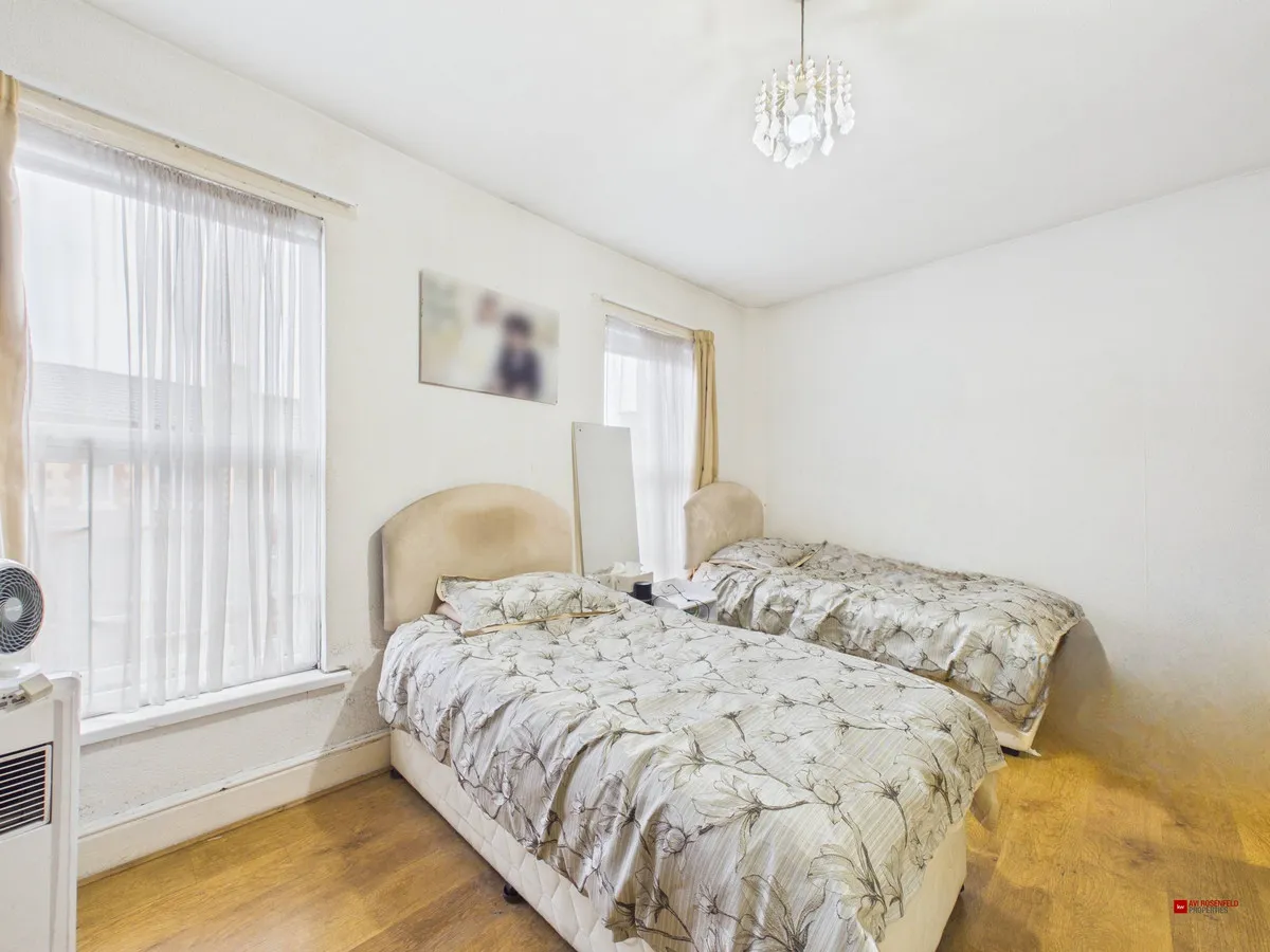 Wellington Street West, Salford, M7, photo 14