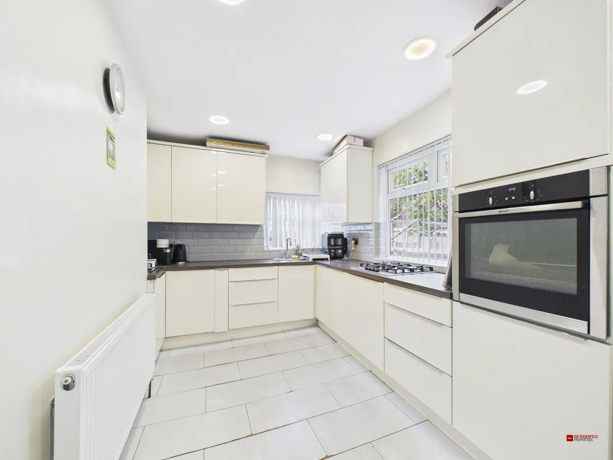 Wellington Street West, Salford, M7, photo 8