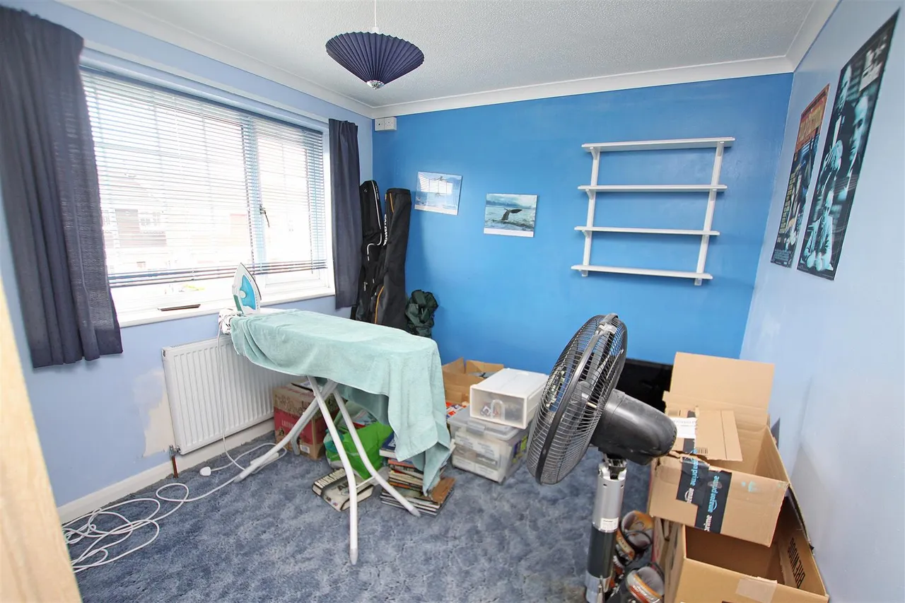 Ampfield Road, Bournemouth, photo 9