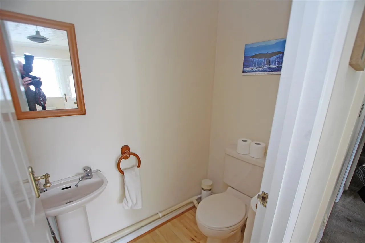 Ampfield Road, Bournemouth, photo 12