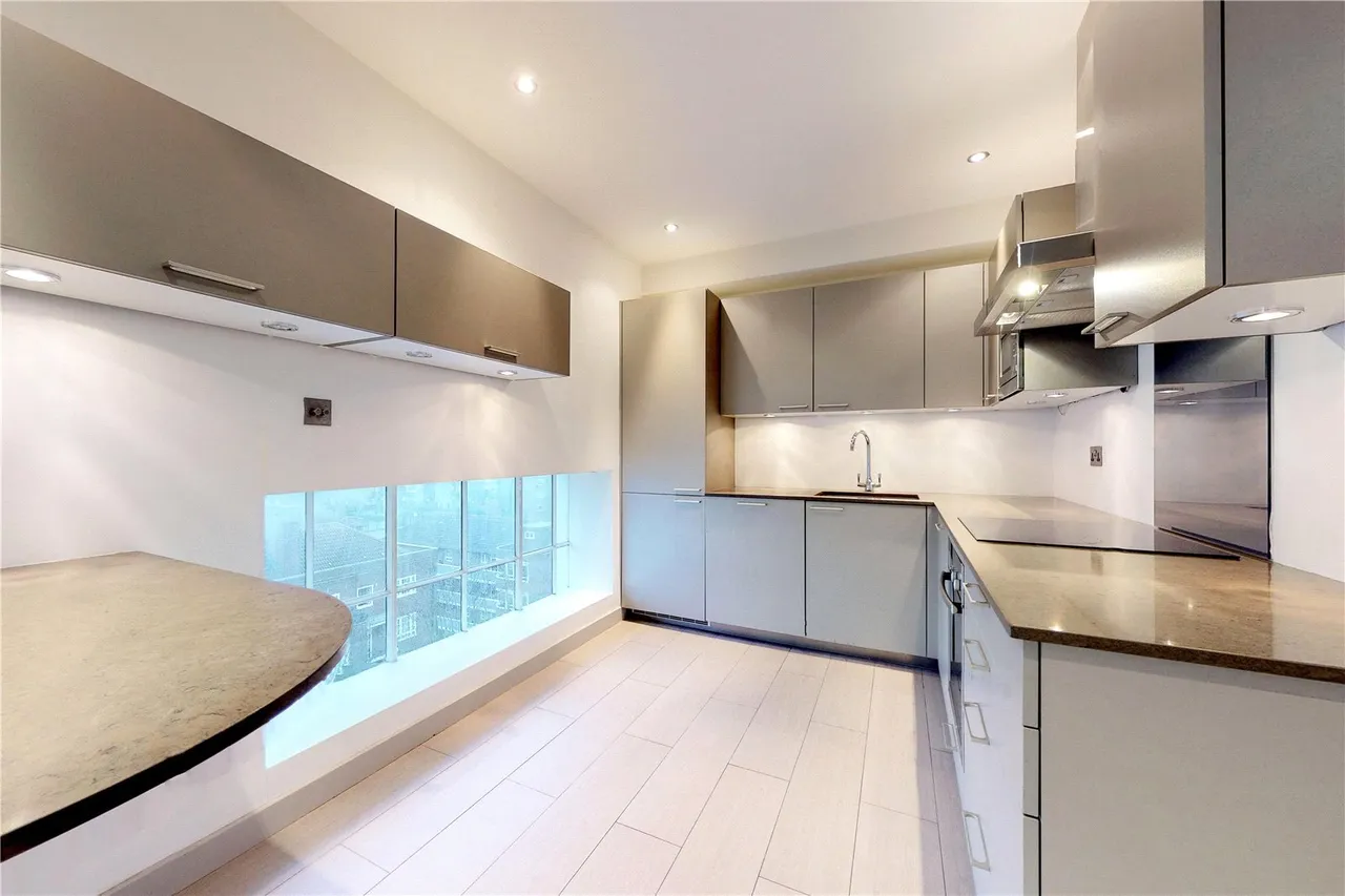 Boyd Street, London, E1, photo 22