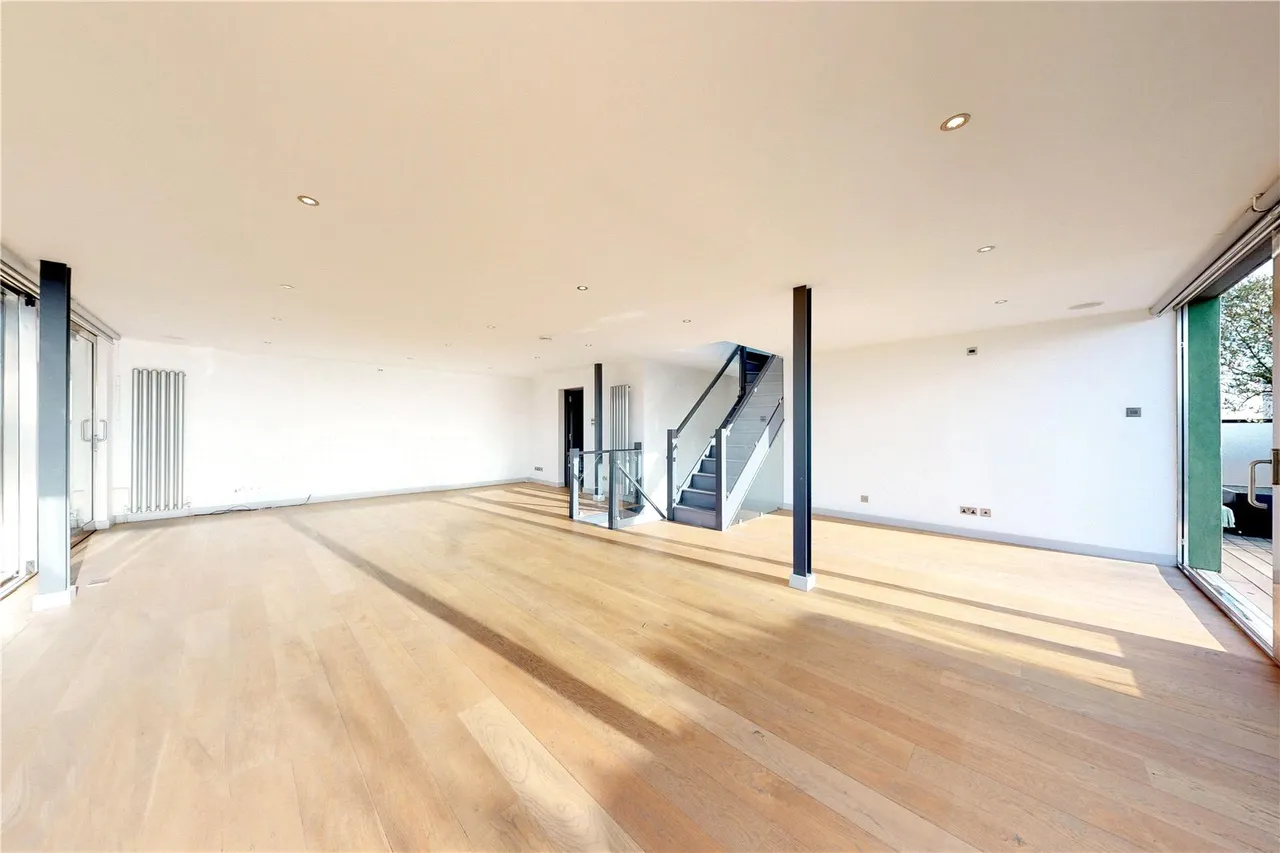 Boyd Street, London, E1, photo 13