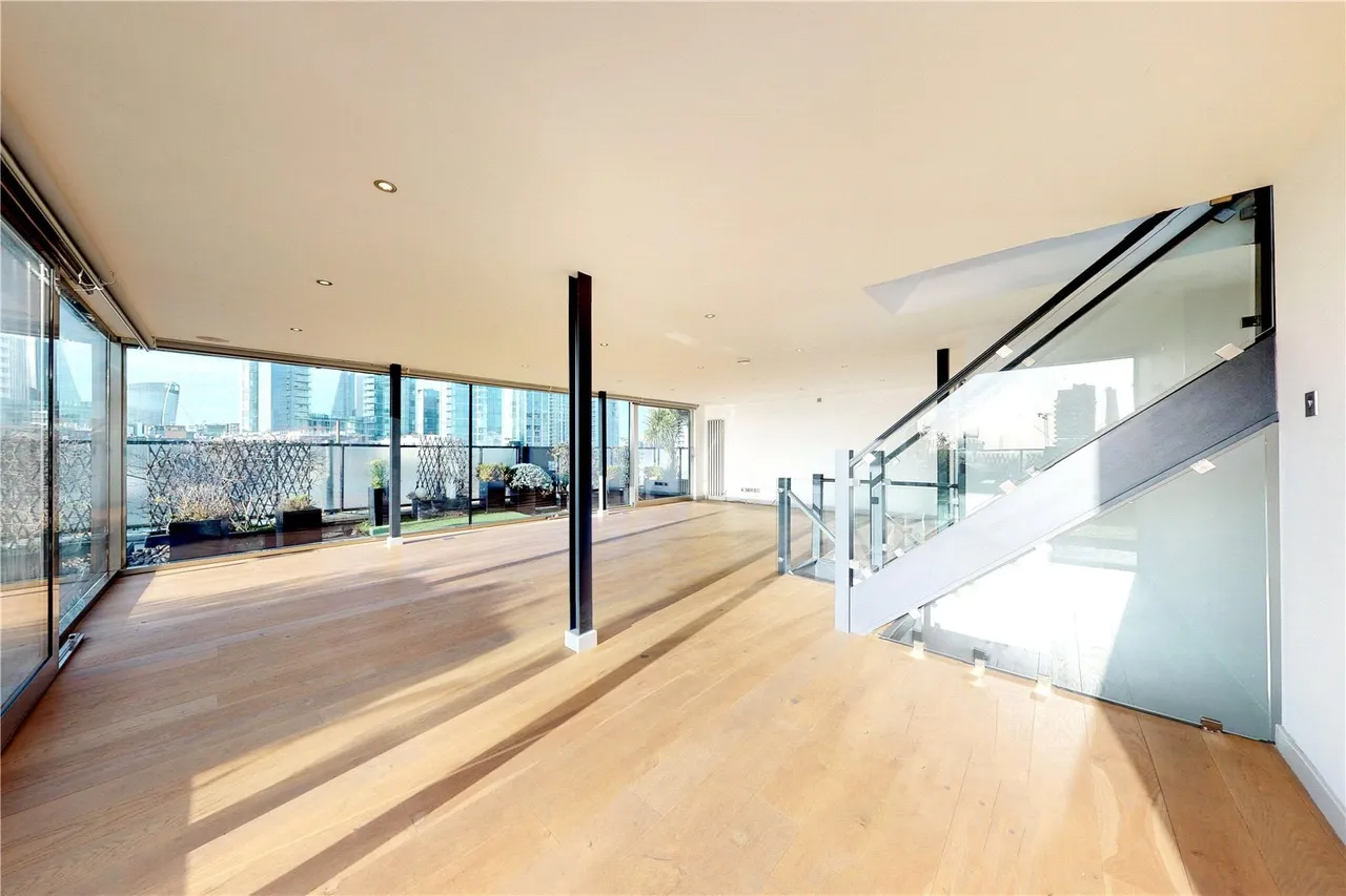 Boyd Street, London, E1, photo 33