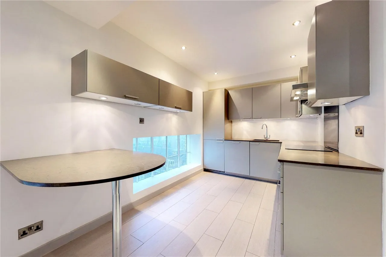 Boyd Street, London, E1, photo 6