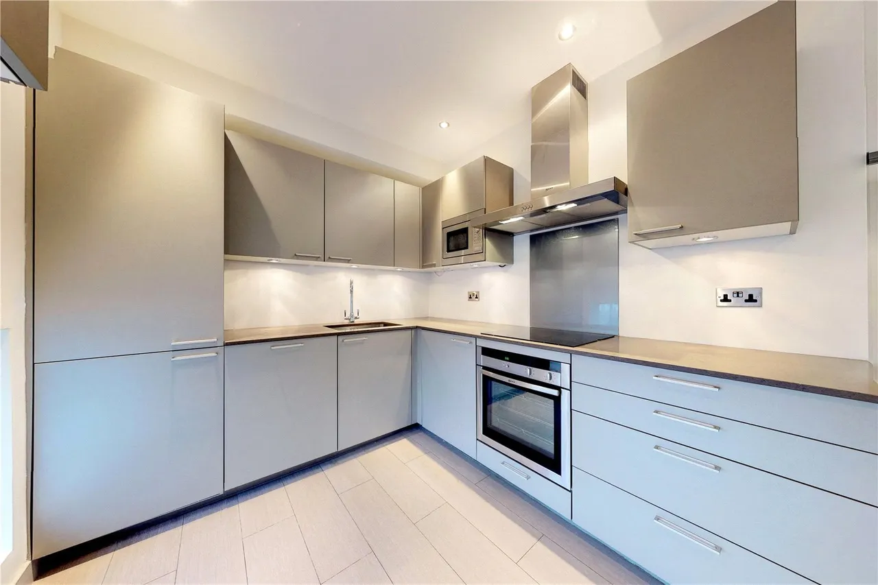 Boyd Street, London, E1, photo 28