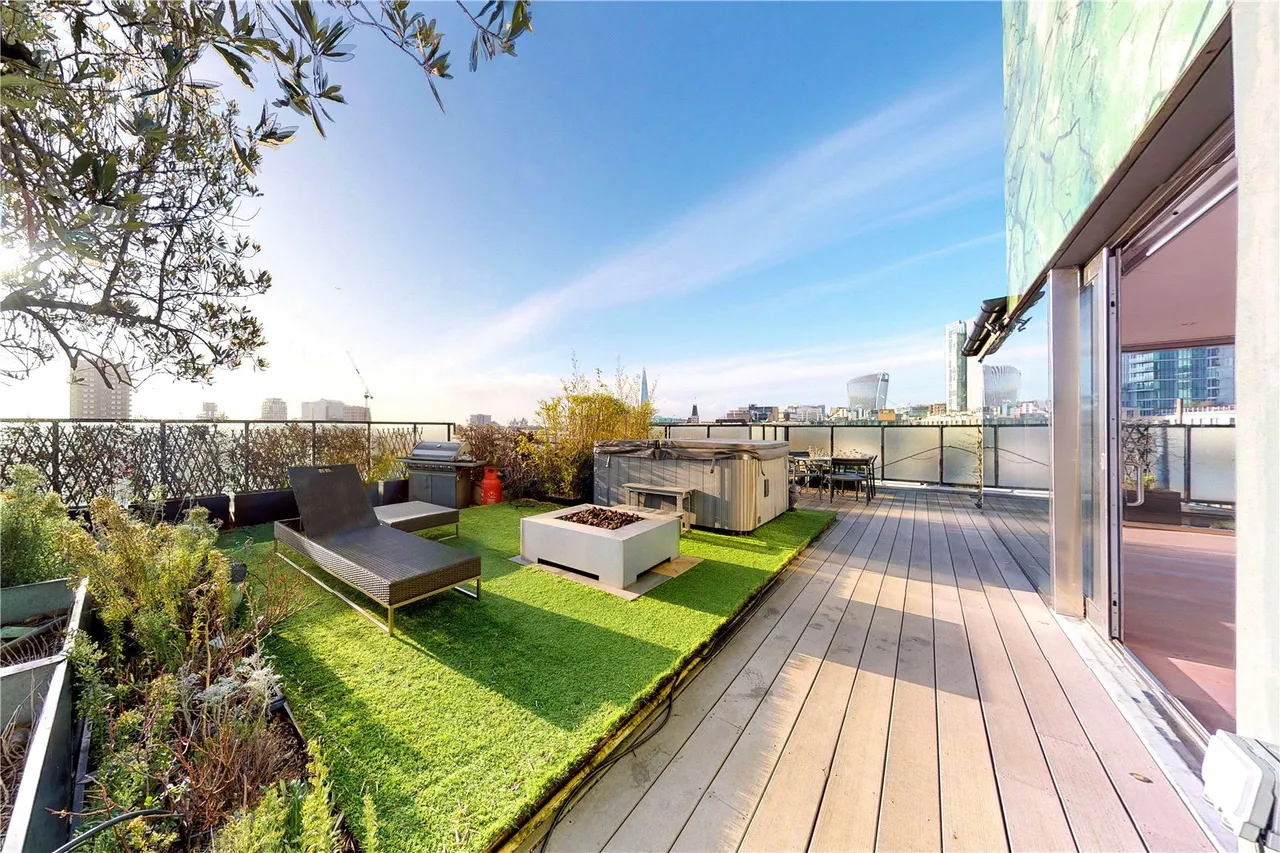 Boyd Street, London, E1, photo 17