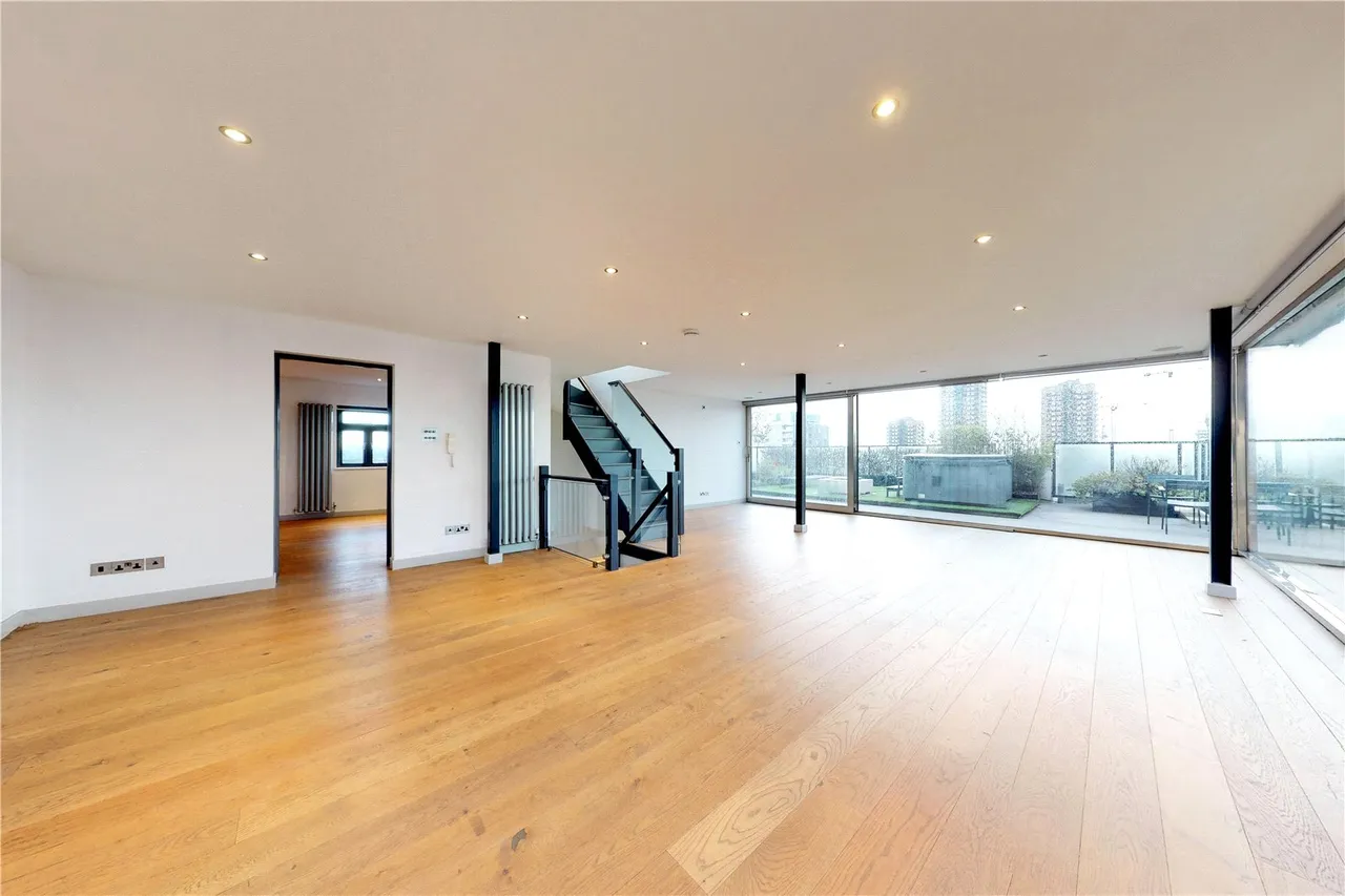 Boyd Street, London, E1, photo 20