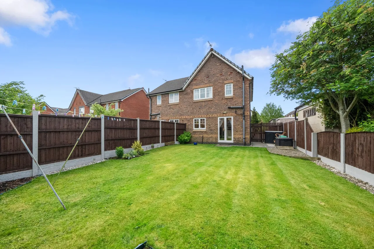 Langton Close, Newton-Le-Willows, Newton-Le-Willows, WA12 9WH, photo 19