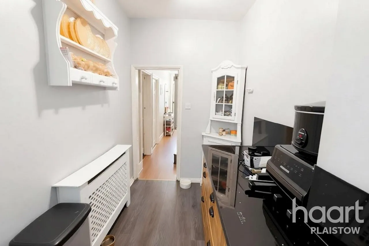 Cumberland Road, London, E13, photo 8