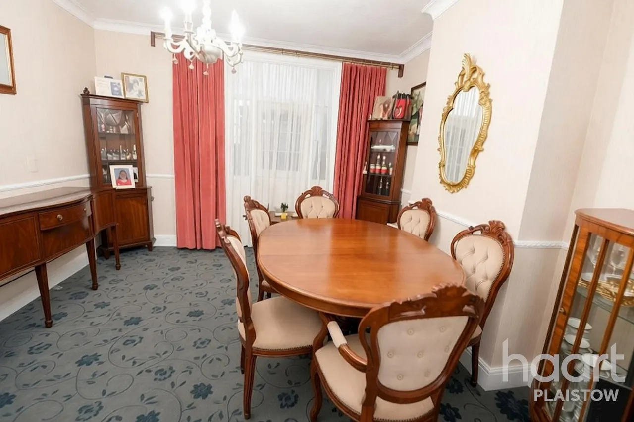 Cumberland Road, London, E13, photo 12