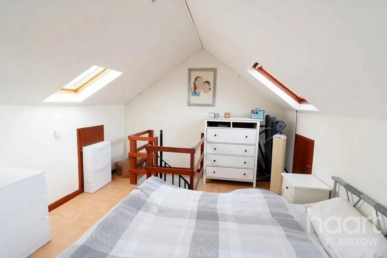 Cumberland Road, London, E13, photo 9