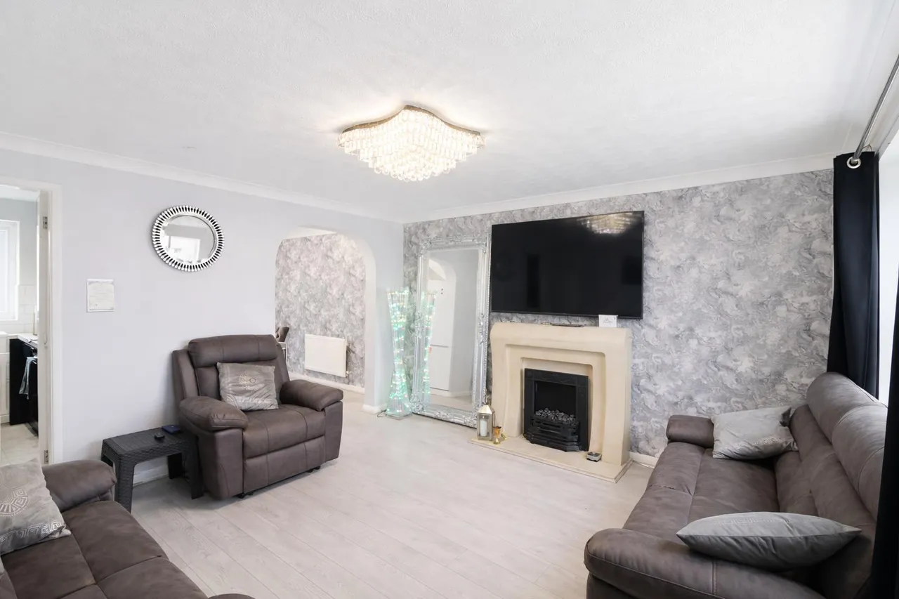 Dahlia Close, Darwen, BB3, photo 2
