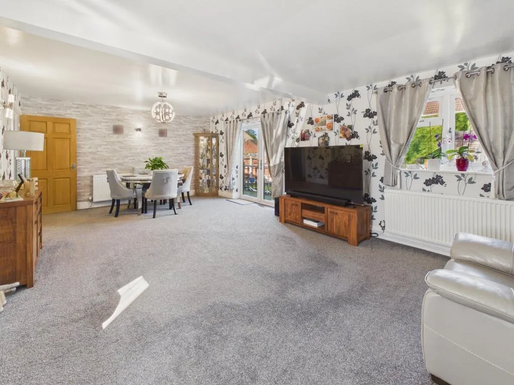 Front Road, Wisbech, PE13, photo 4