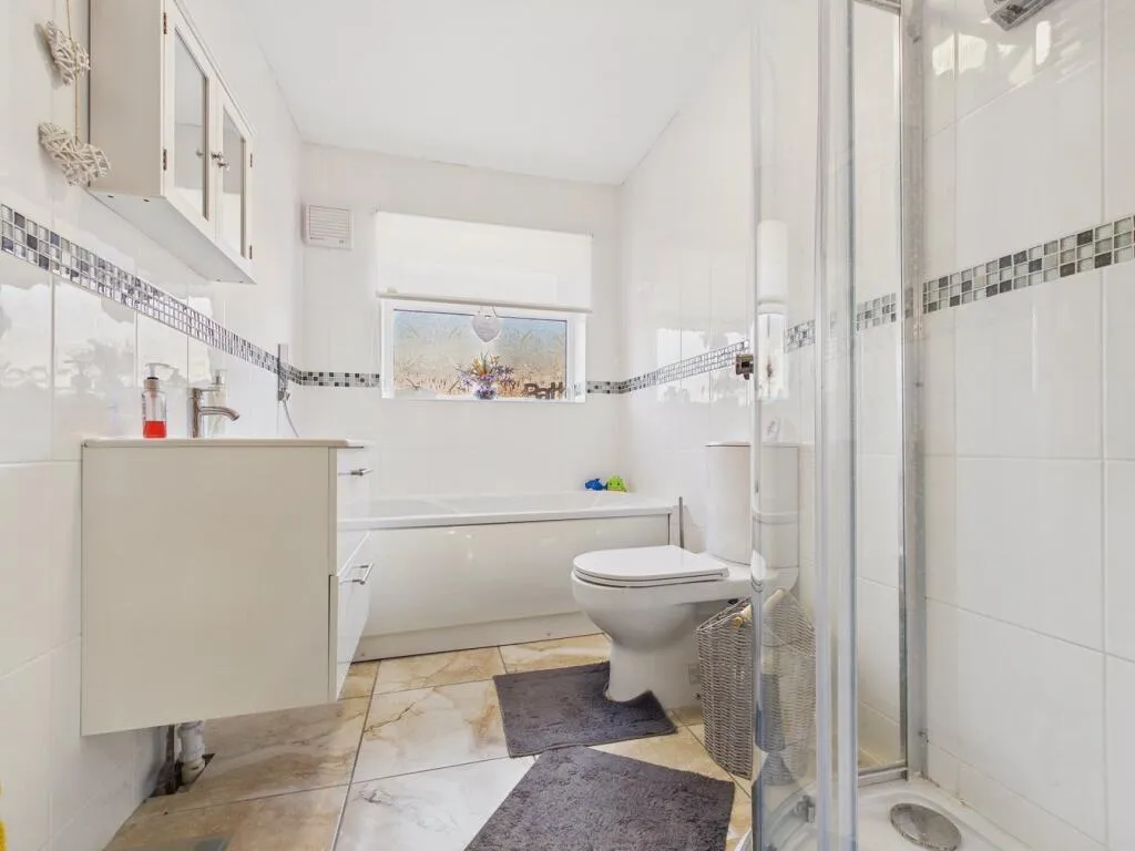 Front Road, Wisbech, PE13, photo 10