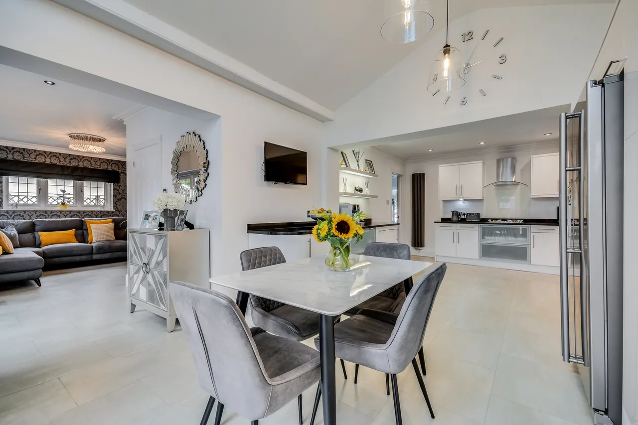 Lynton House, Southend Road, Chelmsford, Essex, CM2 7TE, photo 2