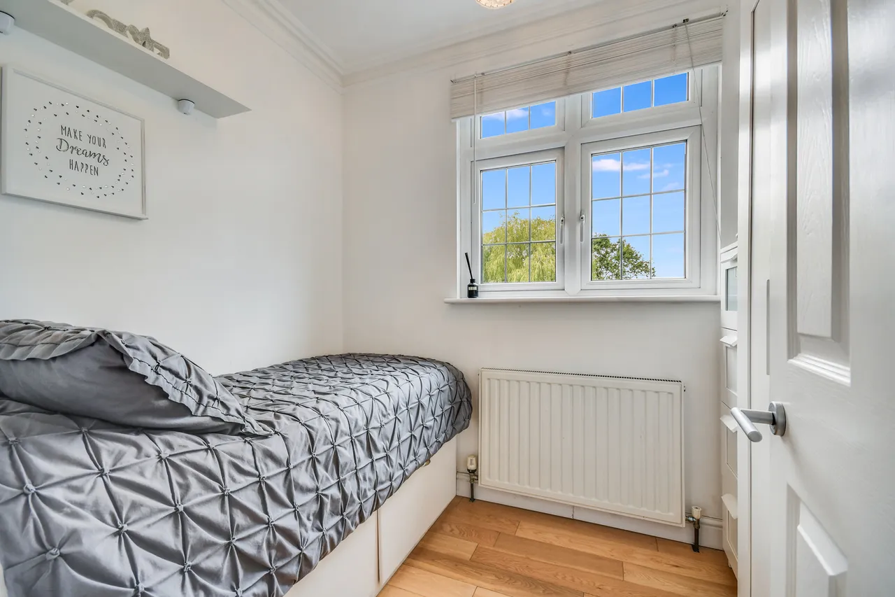 Lynton House, Southend Road, Chelmsford, Essex, CM2 7TE, photo 16