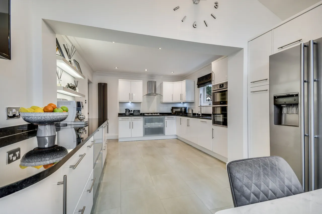 Lynton House, Southend Road, Chelmsford, Essex, CM2 7TE, photo 9