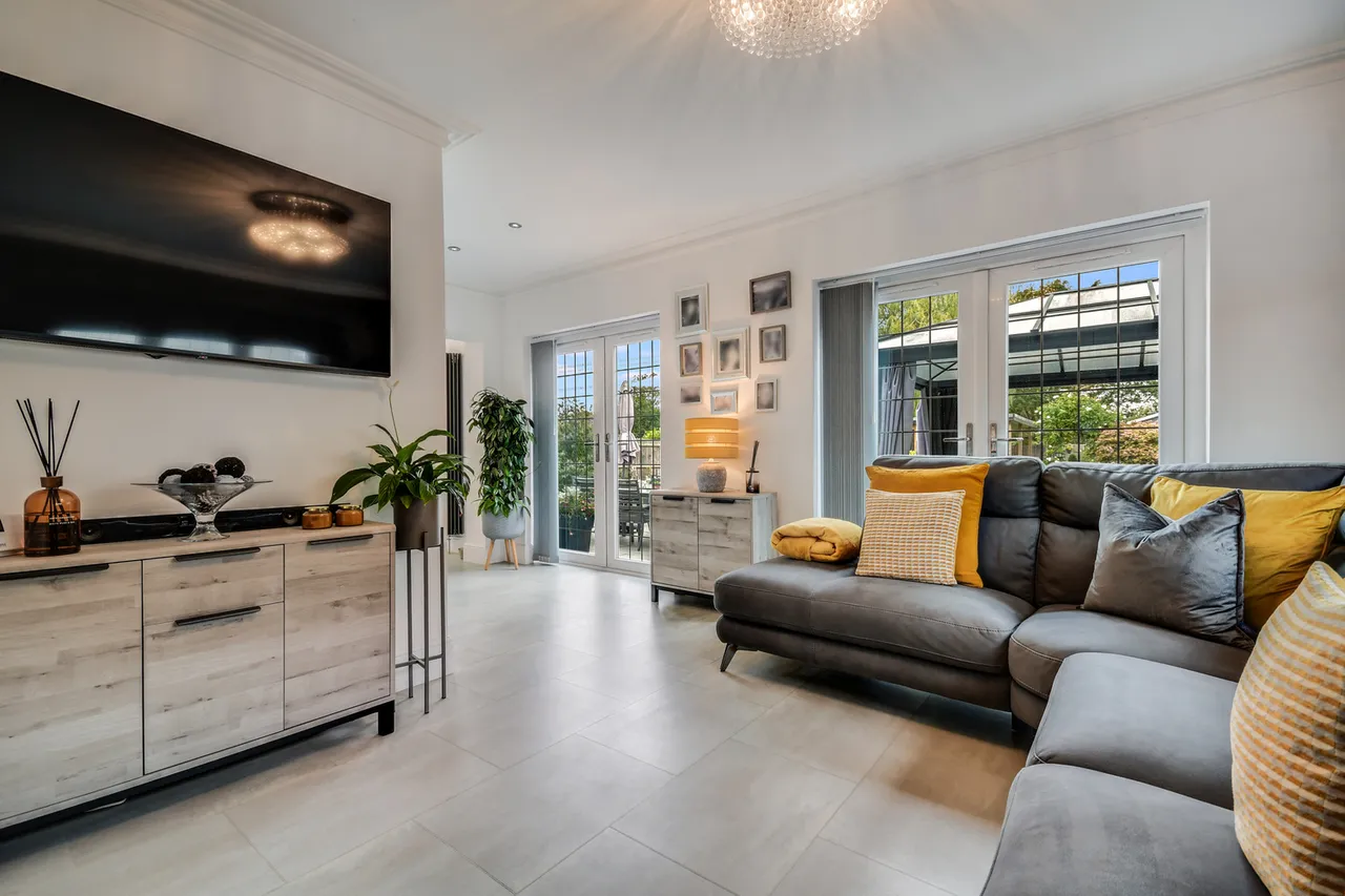 Lynton House, Southend Road, Chelmsford, Essex, CM2 7TE, photo 4