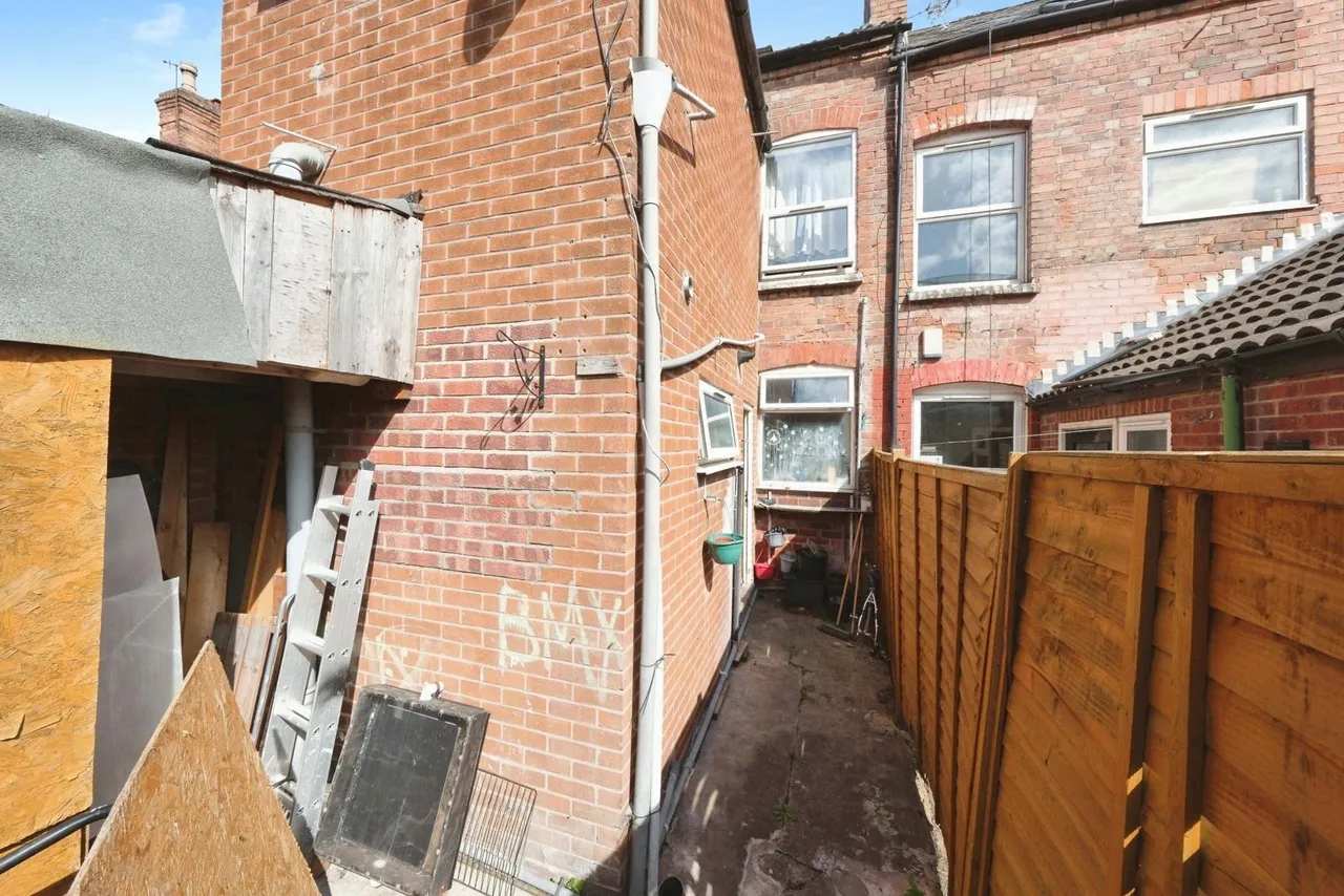 Myrtle Avenue, Nottingham, NG7, photo 19