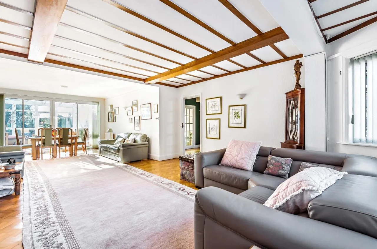 Champneys Close, Cheam, Surrey, SM2 7AL, photo 7