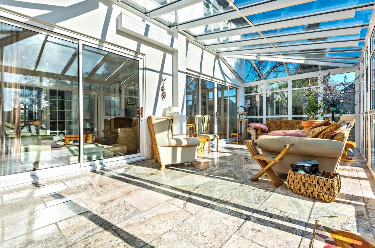 Champneys Close, Cheam, Surrey, SM2 7AL, photo 12