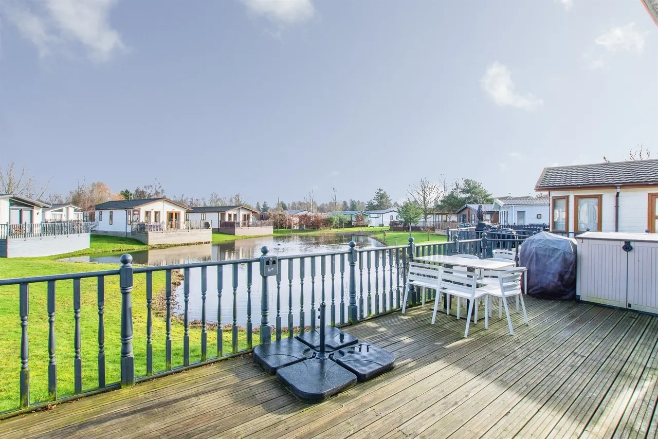 3 bed park home for sale — Kirkgate, Tydd St. Giles, Wisbech