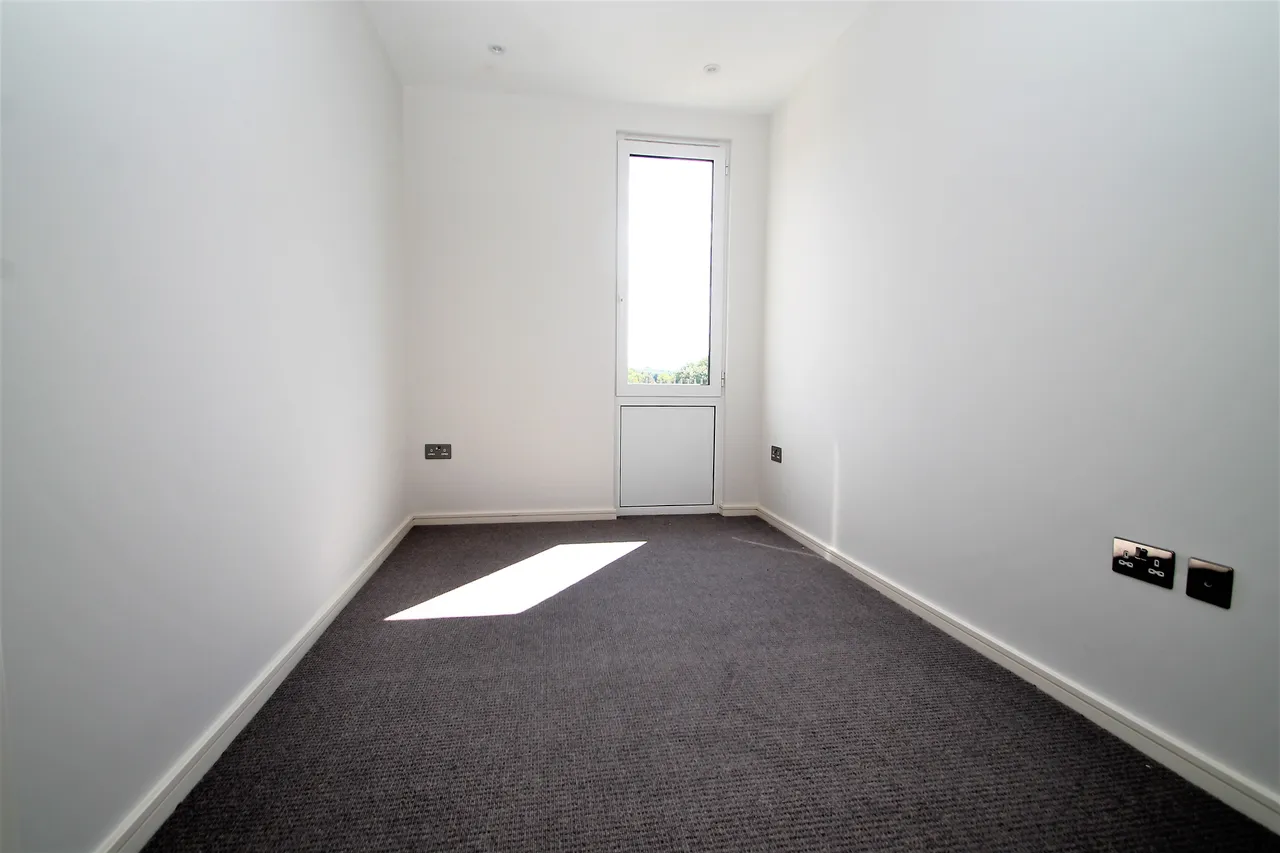 Roxborough Avenue, Harrow on the Hill, HA1, photo 4